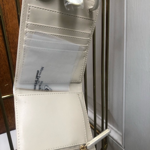 Purse - Picture 4 of 5